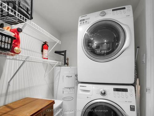 2303 - 323 Colborne Street, London, ON - Indoor Photo Showing Laundry Room