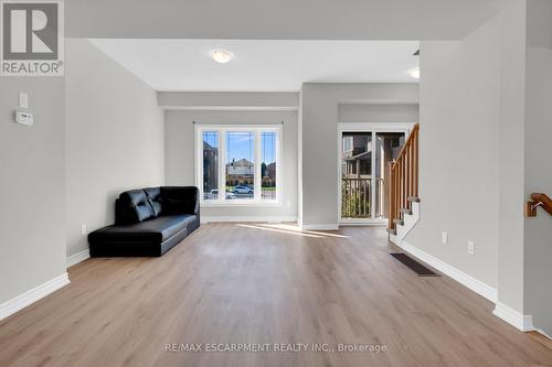 5 - 19 Picardy Drive, Hamilton, ON - Indoor