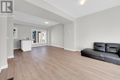 5 - 19 Picardy Drive, Hamilton, ON - Indoor