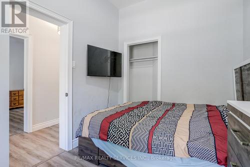 111 Mary Street, Hamilton, ON - Indoor Photo Showing Bedroom