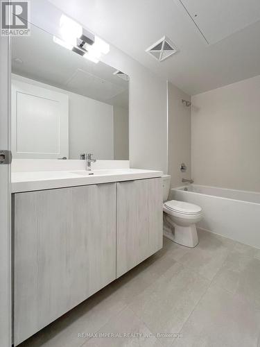 4521 - 28 Widmer Street, Toronto, ON - Indoor Photo Showing Bathroom