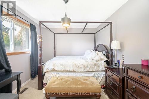 20 Pepperwood Place, Brampton, ON - Indoor Photo Showing Bedroom