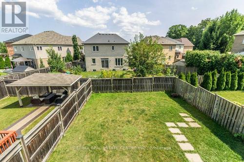 16 Newport Crescent, Hamilton, ON - Outdoor