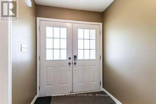 16 Newport Crescent, Hamilton, ON - Indoor Photo Showing Other Room