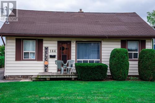 144 Green Road, Hamilton, ON - Outdoor With Facade