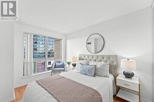 702 - 8 Lee Centre Drive, Toronto, ON - Indoor Photo Showing Bedroom