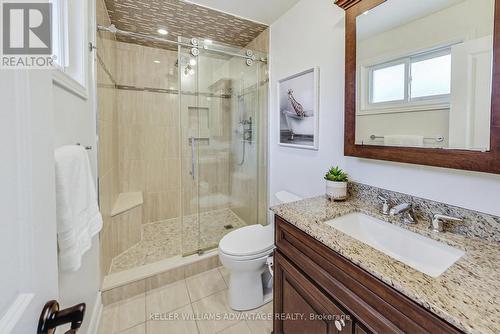 325 Buckingham Road, Newmarket, ON - Indoor Photo Showing Bathroom