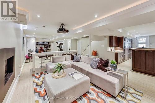 325 Buckingham Road, Newmarket, ON - Indoor Photo Showing Living Room With Fireplace