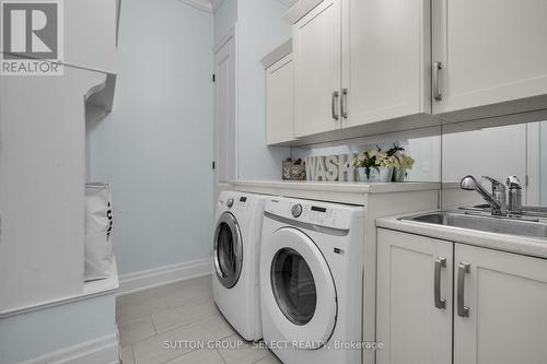 157 Jenna Drive, Strathroy-Caradoc (Ne), ON - Indoor Photo Showing Laundry Room