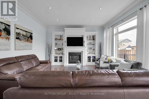 157 Jenna Drive, Strathroy-Caradoc (Ne), ON - Indoor Photo Showing Living Room With Fireplace