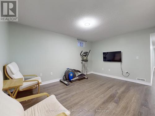 2555 Strathmore Crescent, Mississauga, ON - Indoor