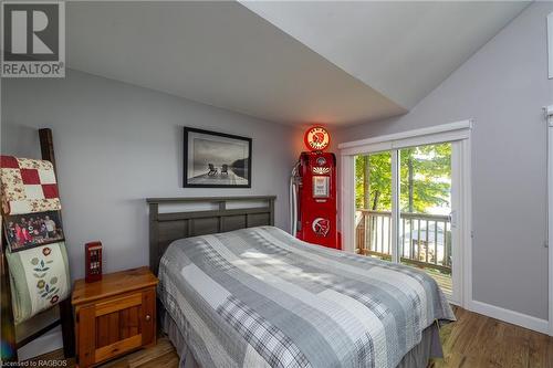 173 Macdonalds Road, Grey Highlands, ON - Indoor Photo Showing Bedroom