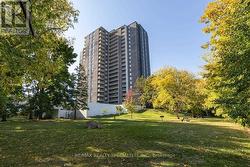 1409 - 1535 LAKESHORE ROAD E  Mississauga, ON L5E 3E2