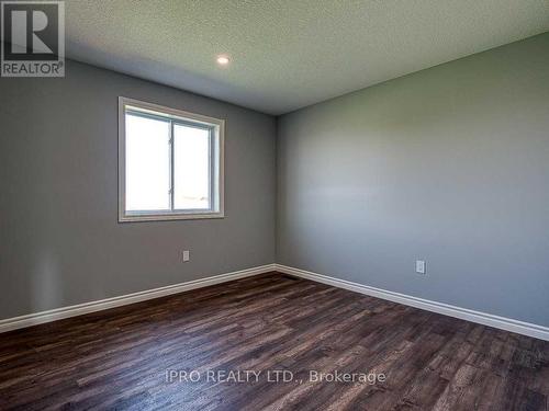 9 - 28 Minler Street, Ingersoll, ON - Indoor Photo Showing Other Room