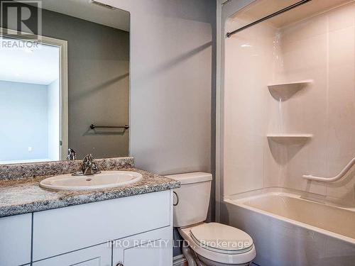 9 - 28 Minler Street, Ingersoll, ON - Indoor Photo Showing Bathroom