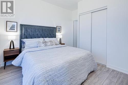 1806 - 2020 Bathurst Street, Toronto, ON - Indoor Photo Showing Bedroom