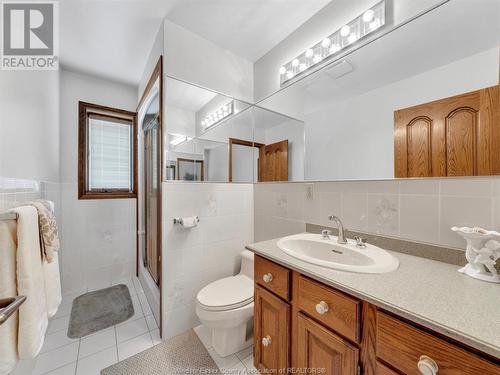 4155 Manning Road, Tecumseh, ON - Indoor Photo Showing Bathroom