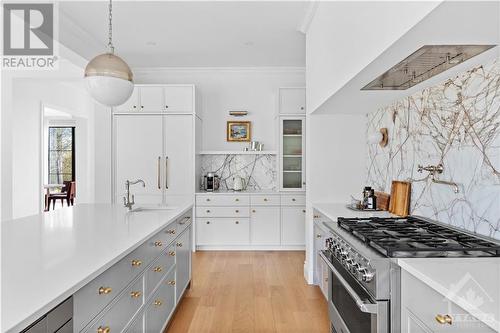 5808 Red Castle Ridge, Ottawa, ON - Indoor Photo Showing Kitchen With Upgraded Kitchen