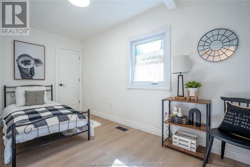 416 Indian Creek Road West, Chatham, ON - Indoor Photo Showing Bedroom