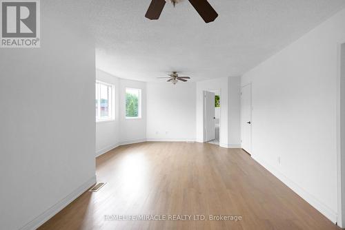 9 Hodgson Drive, Barrie, ON - Indoor Photo Showing Other Room