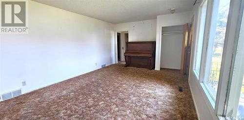 600 Railroad Avenue, Canwood, SK - Indoor Photo Showing Other Room