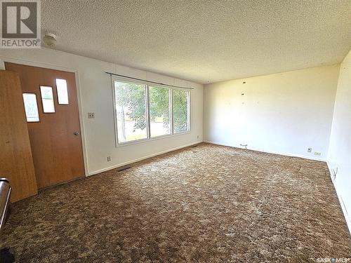 600 Railroad Avenue, Canwood, SK - Indoor Photo Showing Other Room