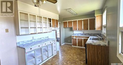 600 Railroad Avenue, Canwood, SK - Indoor Photo Showing Kitchen With Double Sink