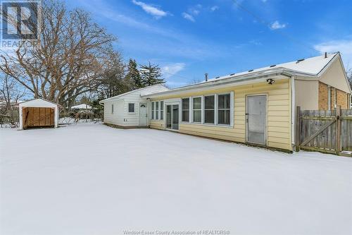 920 Roselawn Drive, Windsor, ON - Outdoor