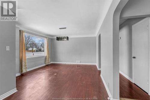 920 Roselawn Drive, Windsor, ON - Indoor Photo Showing Other Room