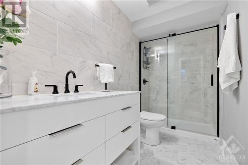 519 Newburgh Place, Ottawa, ON - Indoor Photo Showing Bathroom