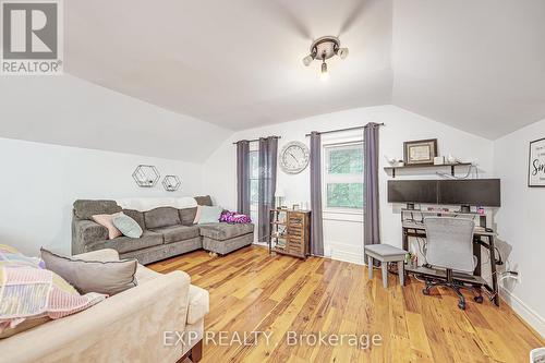 2 Francis Street E, Clearview, ON 