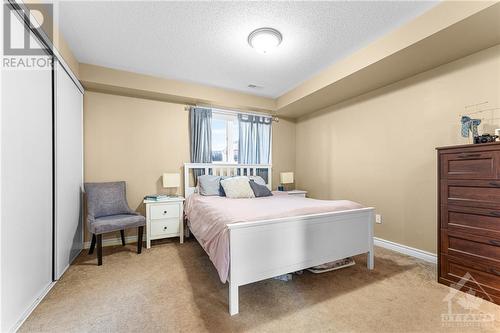 573A Chapman Mills Drive, Ottawa, ON - Indoor Photo Showing Bedroom