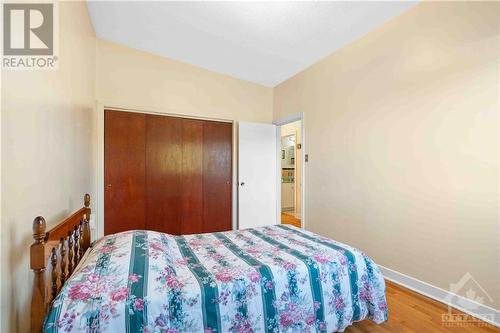 1348 Vancouver Avenue, Ottawa, ON - Indoor Photo Showing Bedroom