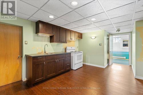 11720 Guelph Line, Milton, ON - Indoor Photo Showing Kitchen