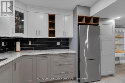 113 Sandmere Avenue, Brampton, ON - Indoor Photo Showing Kitchen