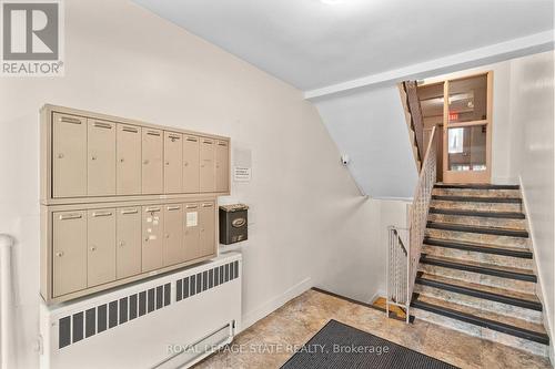 14 - 227 Macnab Street S, Hamilton, ON - Indoor Photo Showing Other Room