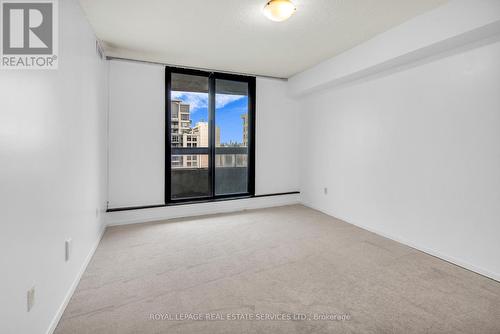 1811 - 100 Quebec Avenue, Toronto, ON - Indoor Photo Showing Other Room