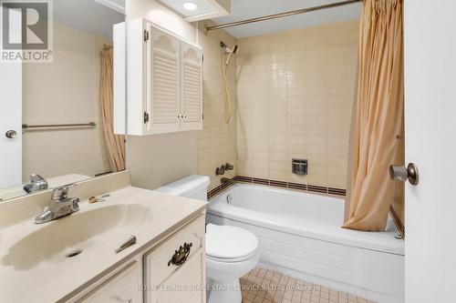 1811 - 100 Quebec Avenue, Toronto, ON - Indoor Photo Showing Bathroom