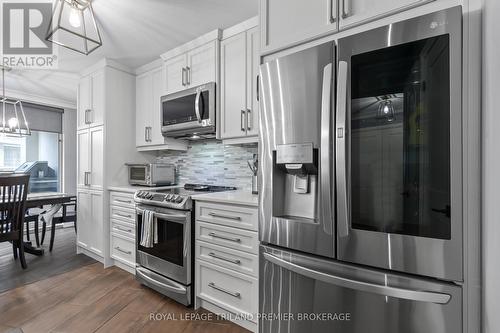 903 - 500 Talbot Street, London, ON - Indoor Photo Showing Kitchen With Stainless Steel Kitchen With Upgraded Kitchen