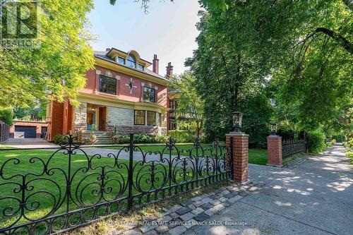 21 Elm Avenue, Toronto, ON - Outdoor