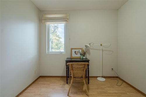 102 Harbison Avenue, Winnipeg, MB - Indoor Photo Showing Other Room