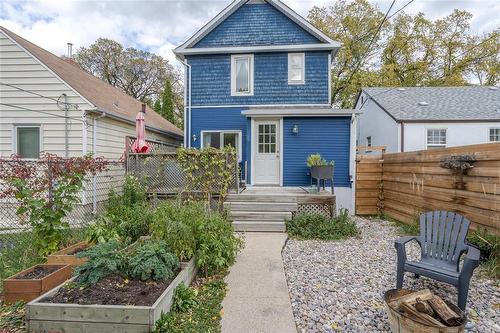 102 Harbison Avenue, Winnipeg, MB - Outdoor