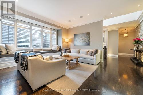 48 May Avenue, Richmond Hill, ON - Indoor Photo Showing Living Room