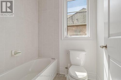 96 Torrey Pines Road, Vaughan, ON - Indoor Photo Showing Bathroom