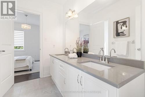 96 Torrey Pines Road, Vaughan, ON - Indoor Photo Showing Bathroom