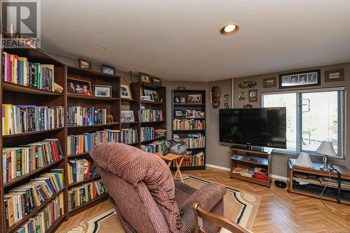 5594 7Th St, Union Bay, BC - Indoor