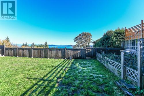 5594 7Th St, Union Bay, BC - Outdoor