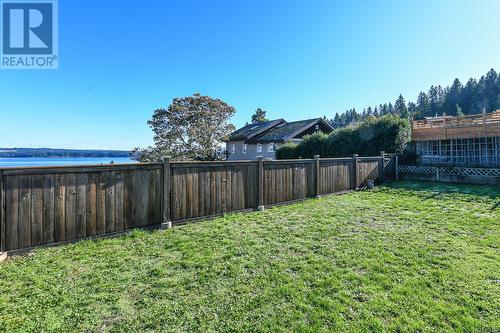 5594 7Th St, Union Bay, BC - Outdoor