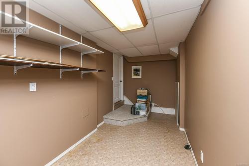 Storage inside - 5594 7Th St, Union Bay, BC - Indoor