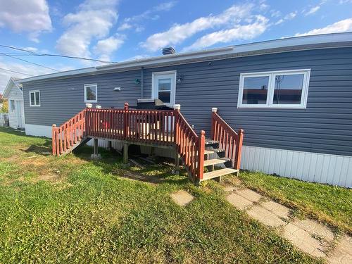 FaÃ§ade - 32 Rue Des Ormes, Montmagny, QC - Outdoor With Deck Patio Veranda With Exterior